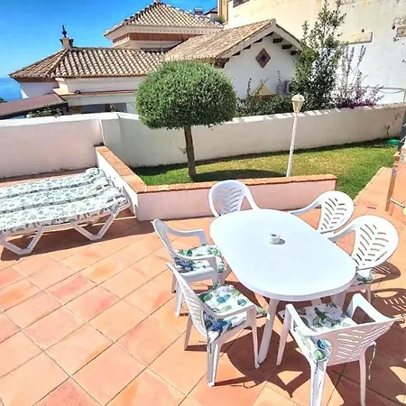Villa Tamango Hill Silhouse Nerja