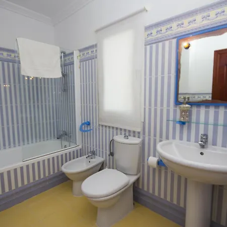 Tamango Hill Silhouse Villa Nerja